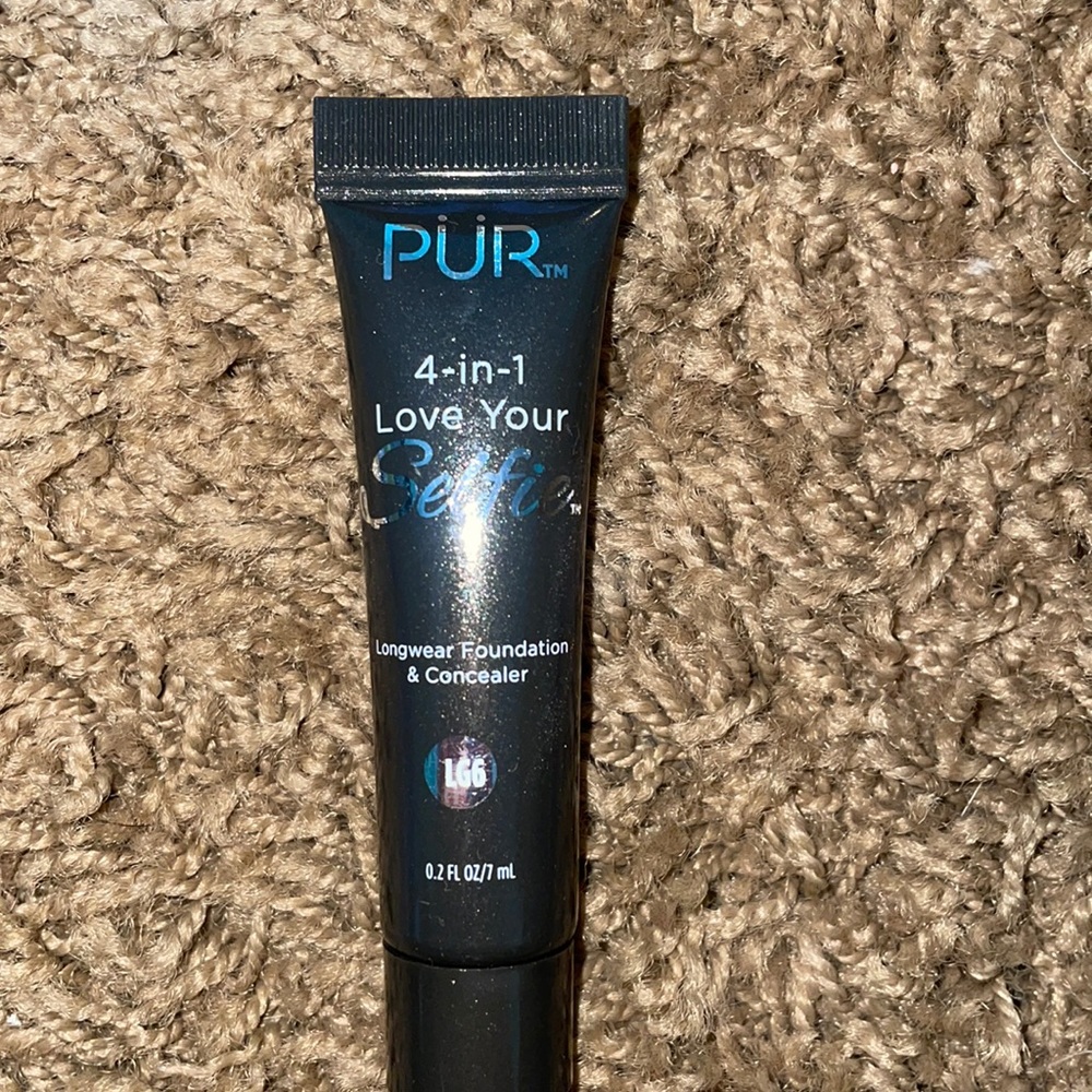 Foundation/Concealer